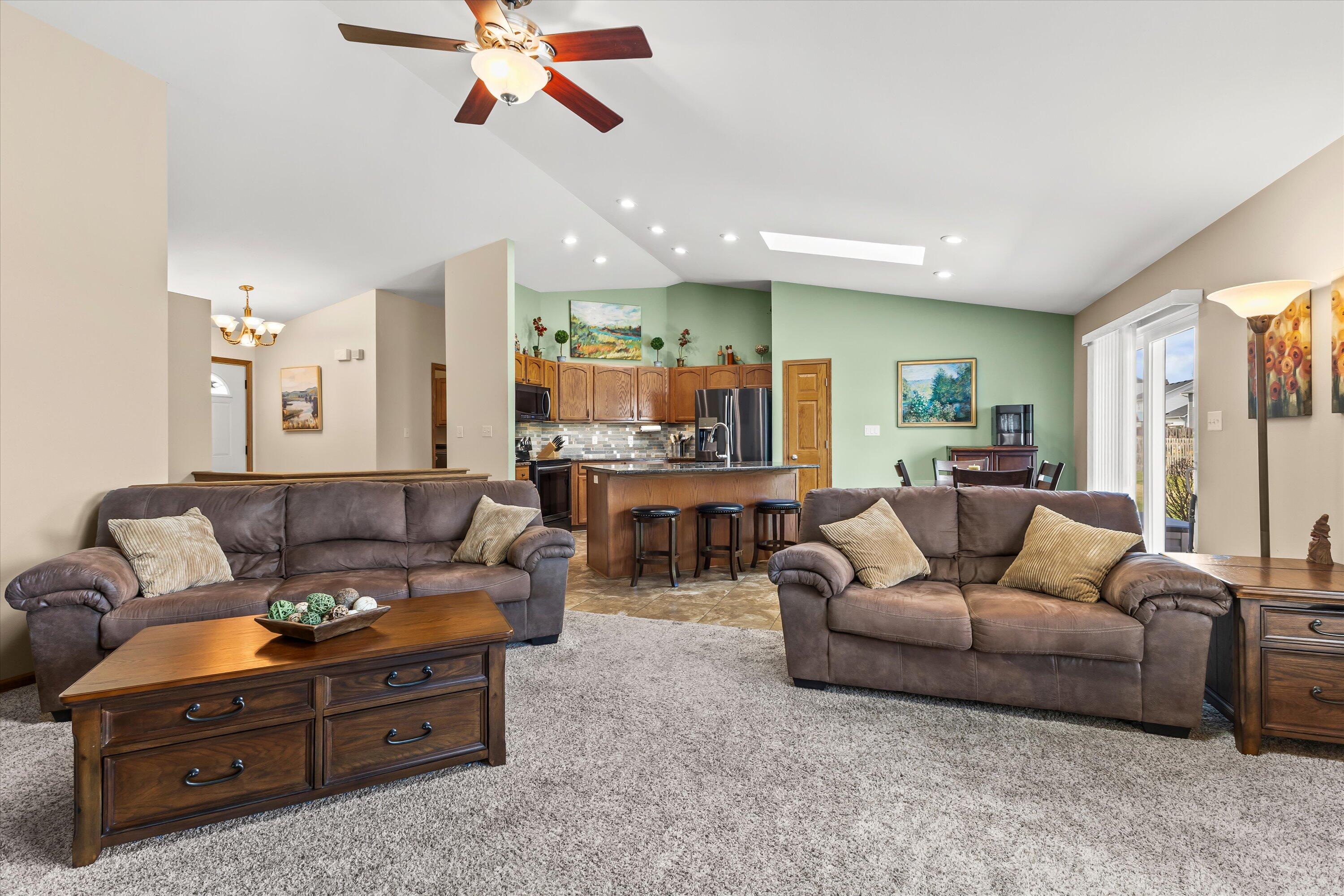 8316 Ivanhoe Place Sturtevant, WI 53177 - Photo 6 of 41 Great Room