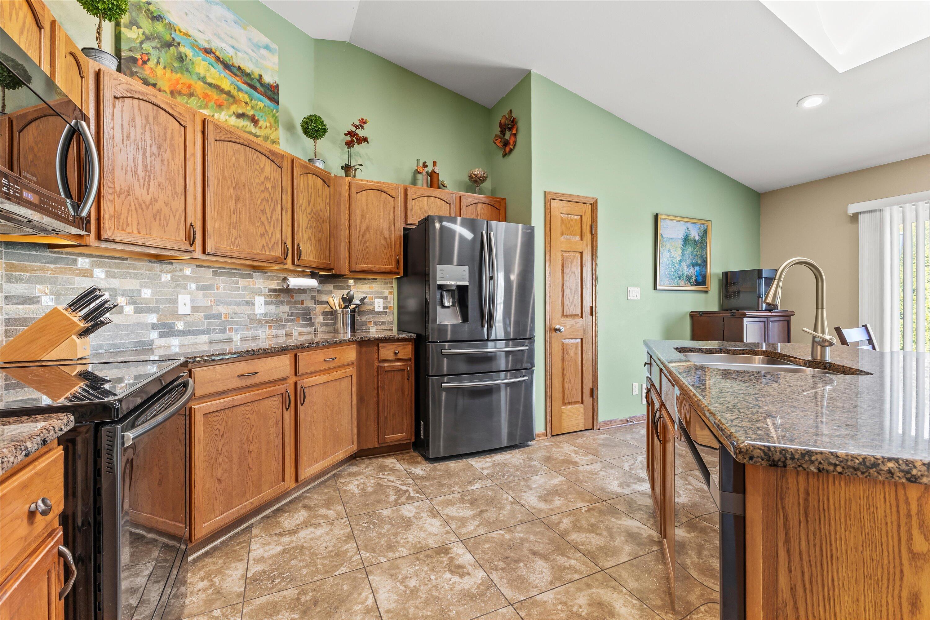 8316 Ivanhoe Place Sturtevant, WI 53177 - Photo 8 of 41 Updated Kitchen