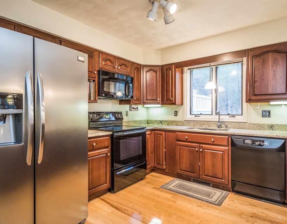 45 Shawsheen Road, Unit 14 Bedford, MA 01730 - Photo 11 of 25 Gallery Image 11
