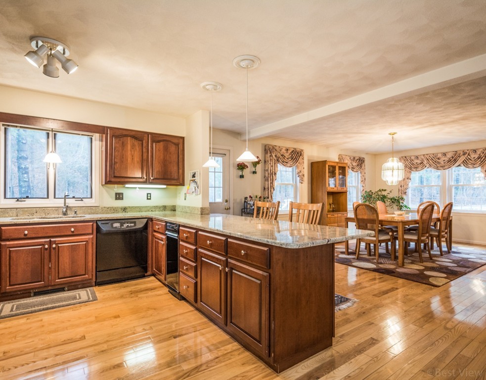 45 Shawsheen Road, Unit 14 Bedford, MA 01730 - Photo 12 of 25 Gallery Image 12
