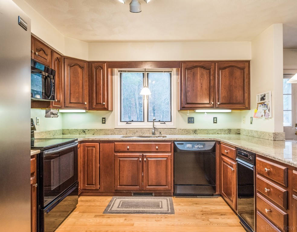 45 Shawsheen Road, Unit 14 Bedford, MA 01730 - Photo 10 of 25 Gallery Image 10