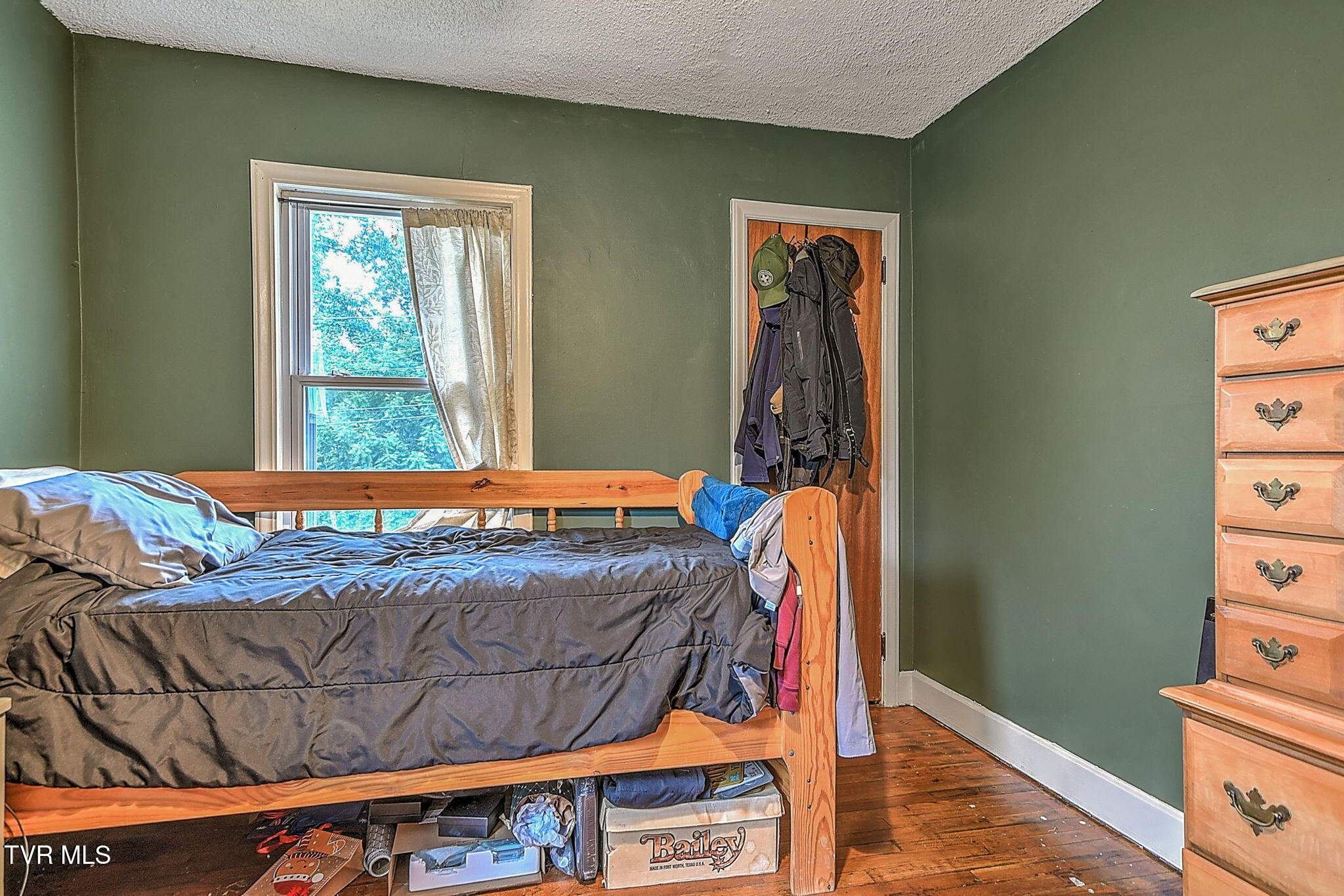 400 Randolph Street Bristol, VA 24201 - Photo 17 of 34 18-web-or-mls-400 Randolph DB-19