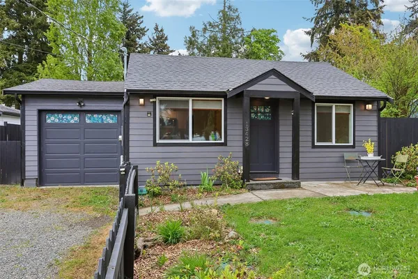 $575,000 | 13428 6th Avenue South, Burien, WA 98168