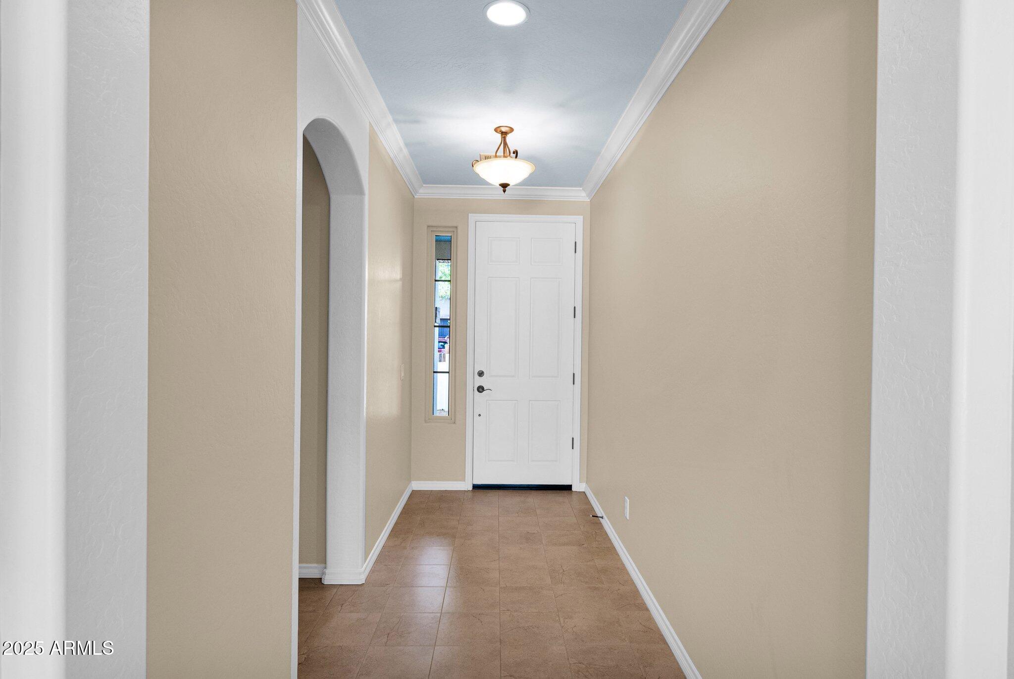 1768 East Grand Ridge Road Queen Creek, AZ 85140 - Photo 4 of 32 Front Hallway
