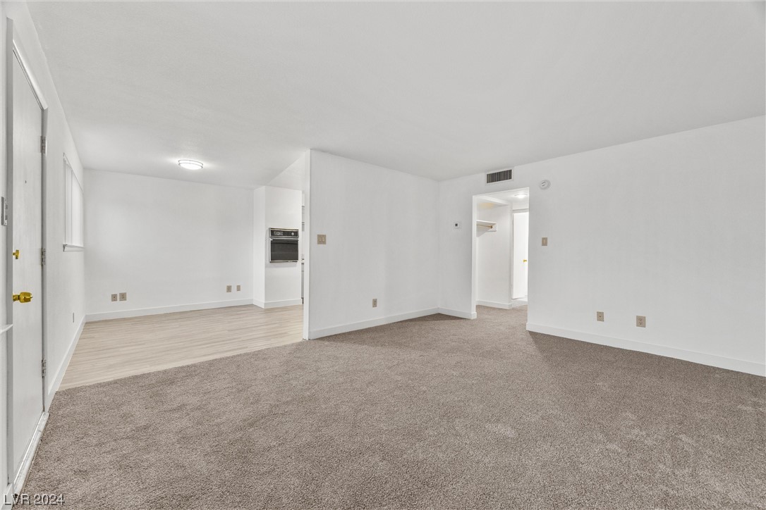 350 East Desert Inn Road, Unit B101 Las Vegas, NV 89109 - Photo 9 of 24 Gallery Image 9