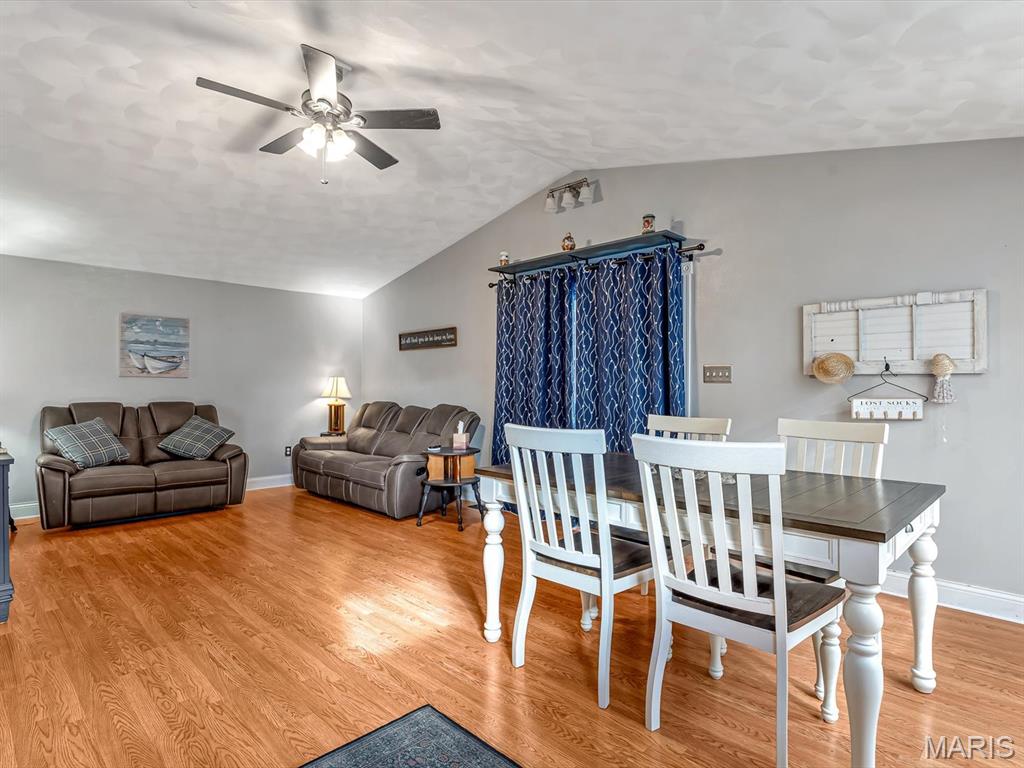 403 South Moore Street Waterloo, IL 62298 - Photo 6 of 18 Gallery Image 6