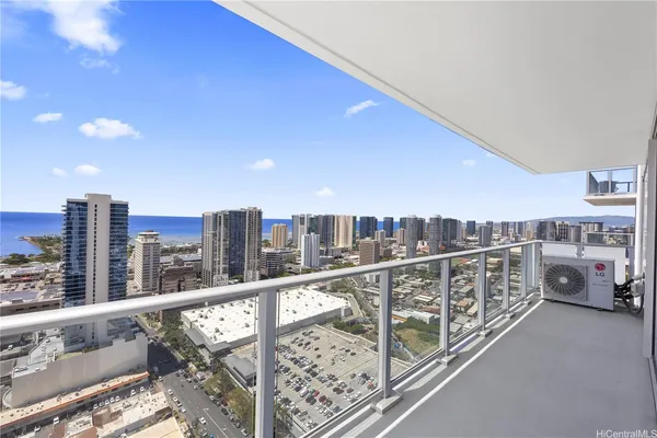 $6,000 | 1500 Rycroft Street, Unit 4219R, Honolulu, HI 96814