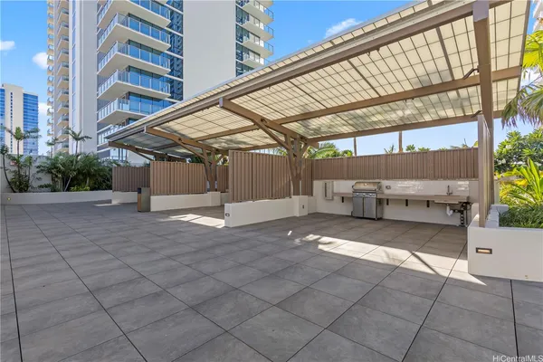 $6,000 | 1500 Rycroft Street, Unit 4219R, Honolulu, HI 96814