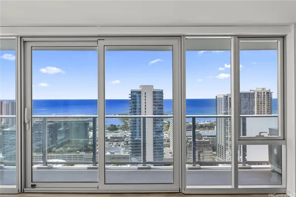 $6,000 | 1500 Rycroft Street, Unit 4219R, Honolulu, HI 96814