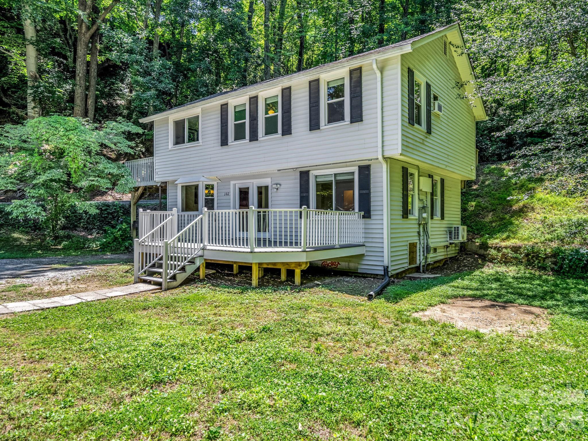 102 Little House Road Tryon, NC 28782 - Photo 3 of 43
