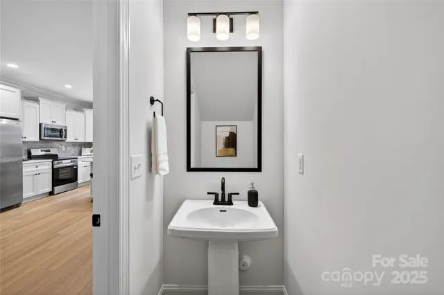 $589,000 | 7755 Deer Track Drive, Denver, NC 28037