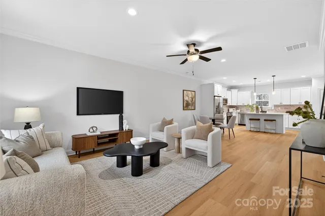 $589,000 | 7755 Deer Track Drive, Denver, NC 28037