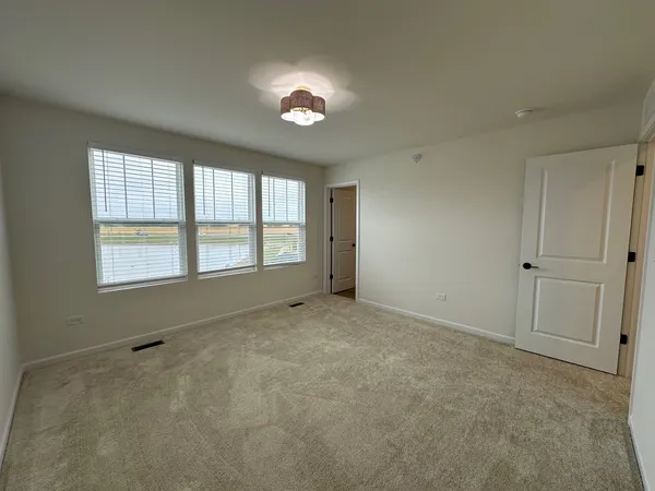 $3,500 | 5955 Hawkweed Drive, Naperville, IL 60564