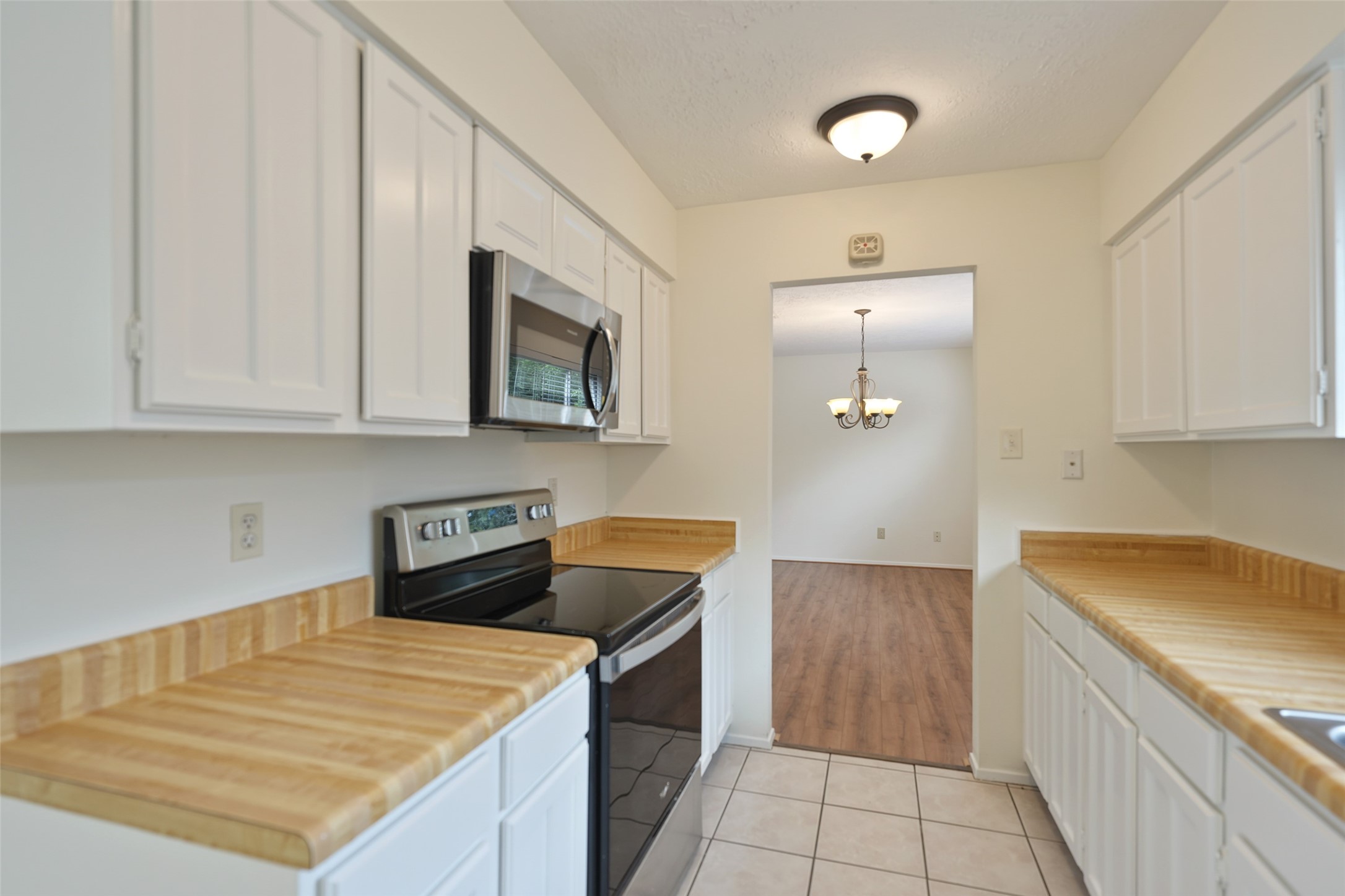 21503 Bridgepoint Lane Spring, TX 77388 - Photo 21 of 36