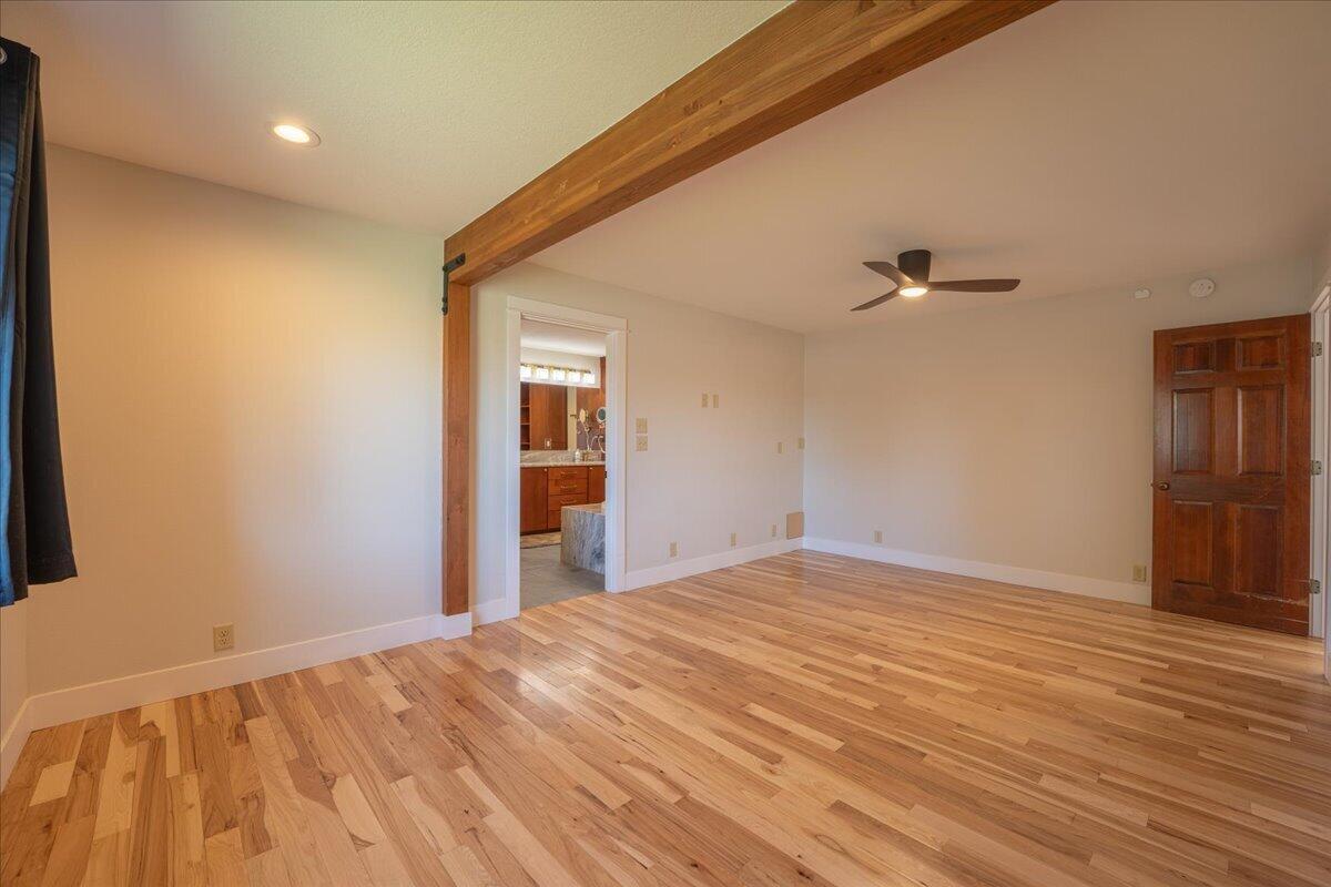 66215 Barr Road Bend, OR 97703 - Photo 22 of 63 Primary