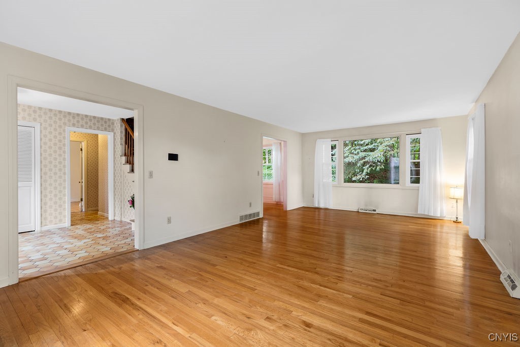 316 Broadview Drive Syracuse, NY 13215 - Photo 22 of 50