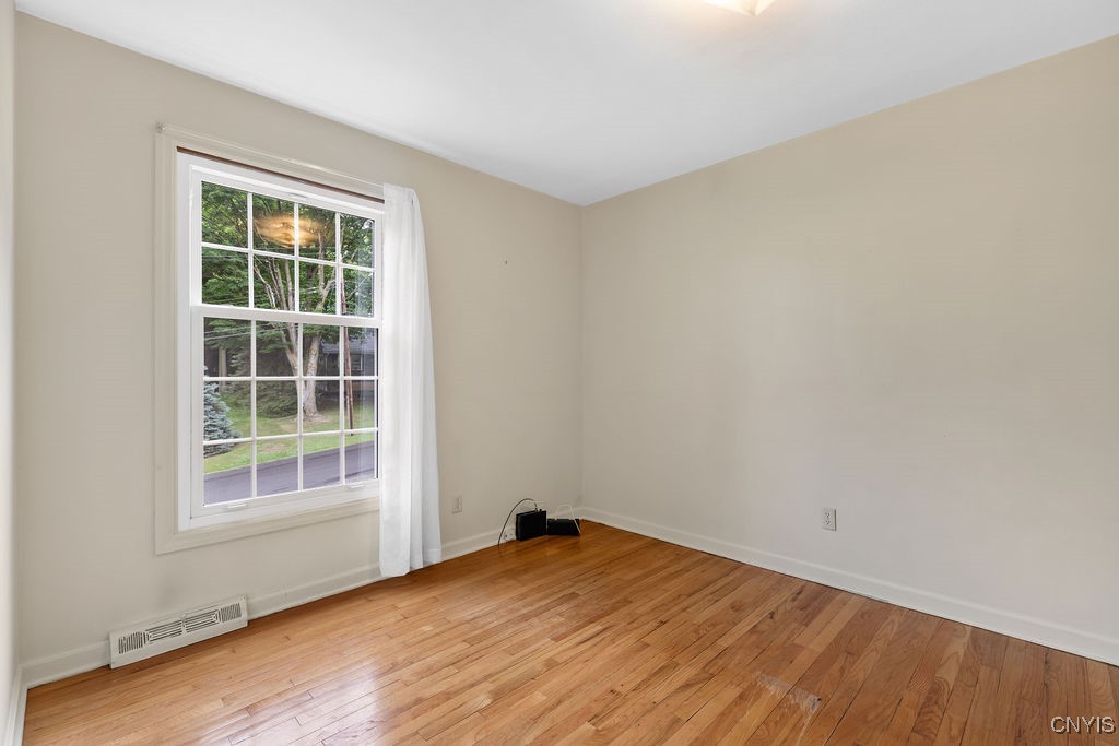 316 Broadview Drive Syracuse, NY 13215 - Photo 28 of 50 First floor office or possibly a bedroom