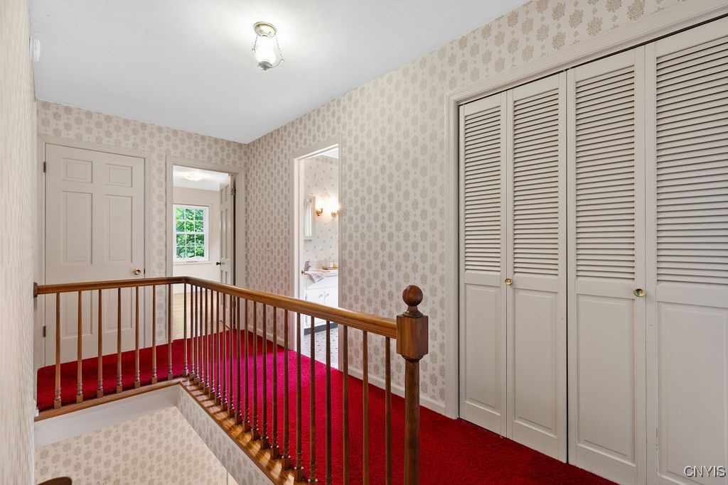 316 Broadview Drive Syracuse, NY 13215 - Photo 30 of 50 Second floor hallway