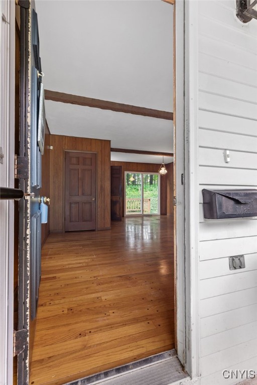 316 Broadview Drive Syracuse, NY 13215 - Photo 7 of 50 Front porch into the family room