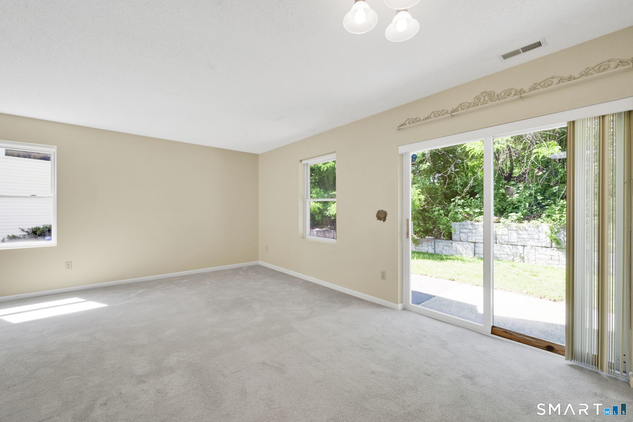 16 Maple Street, Unit 20 Vernon, CT 06066 - Photo 8 of 40