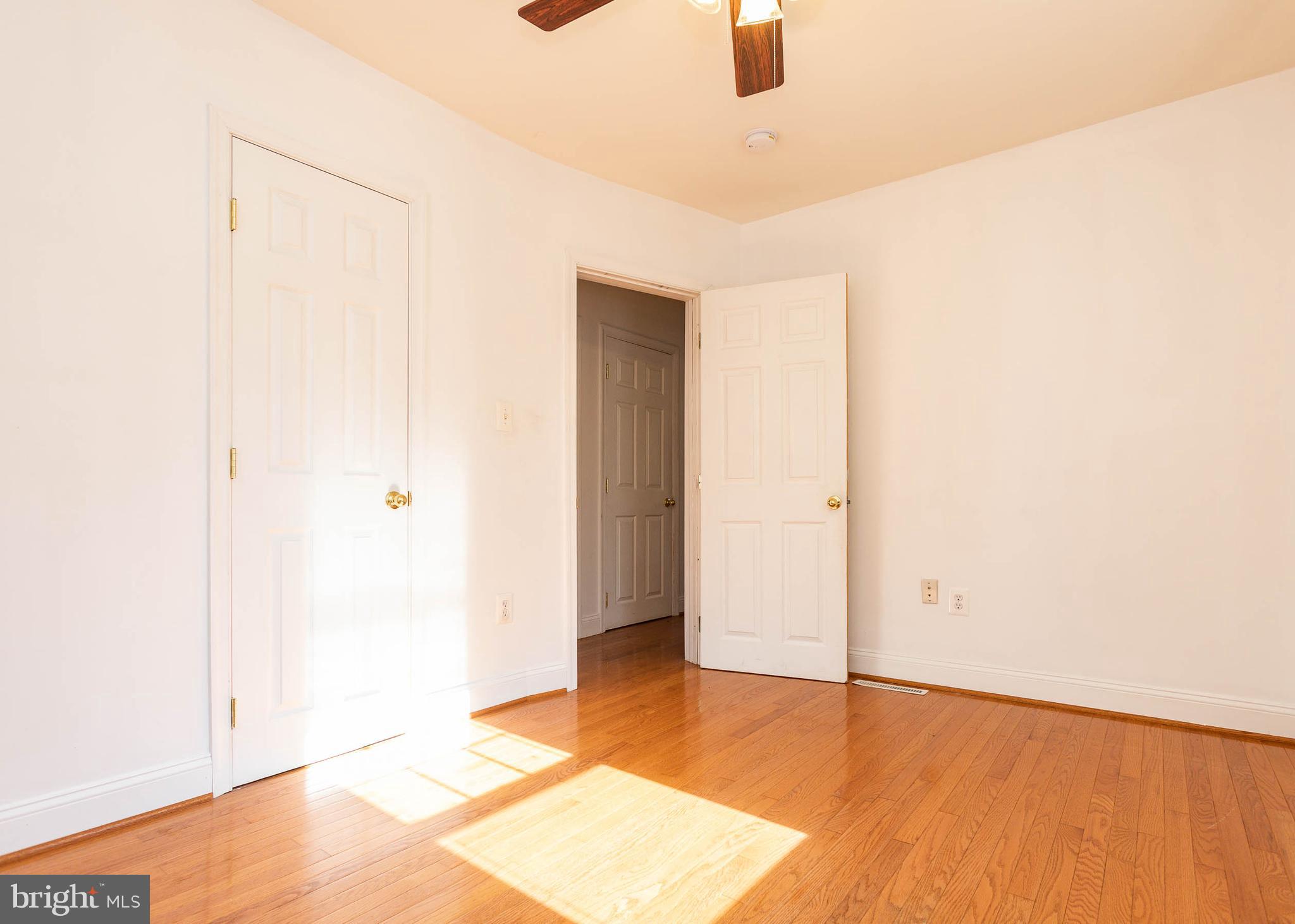 1245 Elm Road Baltimore, MD 21227 - Photo 14 of 24