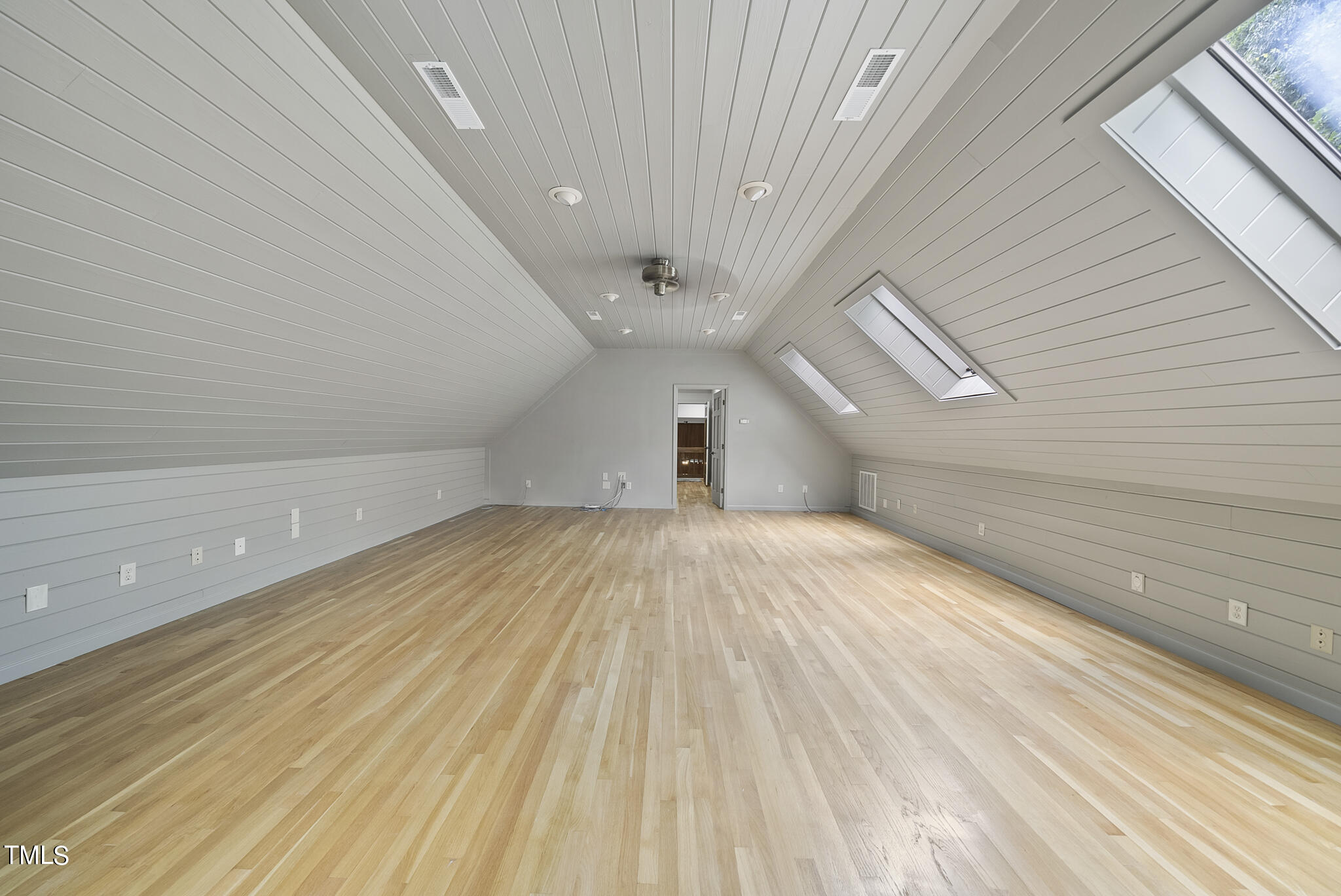 6905 Slade Hill Road Raleigh, NC 27615 - Photo 44 of 69 DSC02809