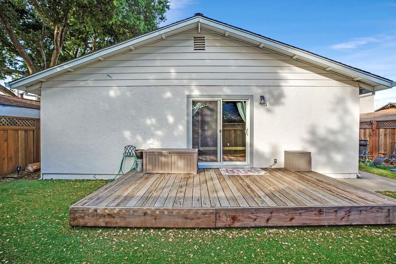 17745 Park Way Morgan Hill, CA 95037 - Photo 33 of 36 a front view of a house with a yard