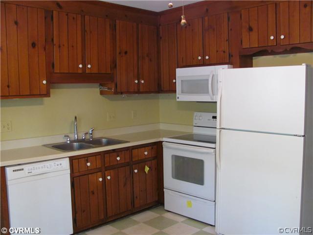 116 Midfield Road North Chesterfield, VA 23236 - Photo 13 of 19 Kitchen