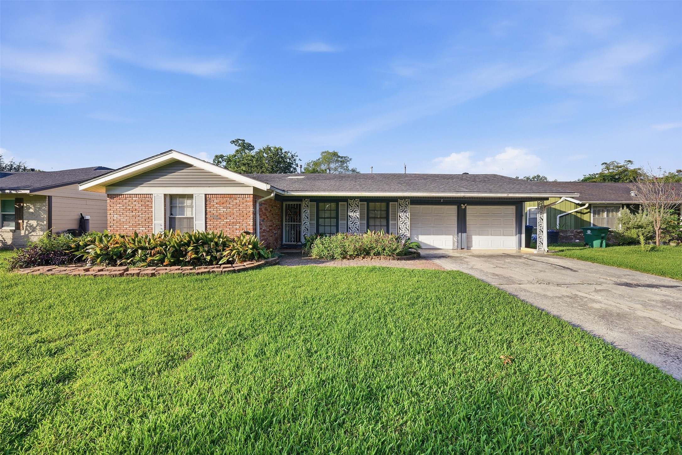 6705 Roos Road Houston, TX 77074 - Photo 1 of 36 Gallery Image 1