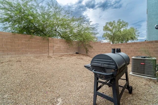 $388,900 | 6471 Cinnamon Hazlenut Street, North Las Vegas, NV 89084