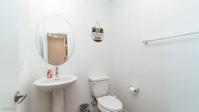 $388,900 | 6471 Cinnamon Hazlenut Street, North Las Vegas, NV 89084