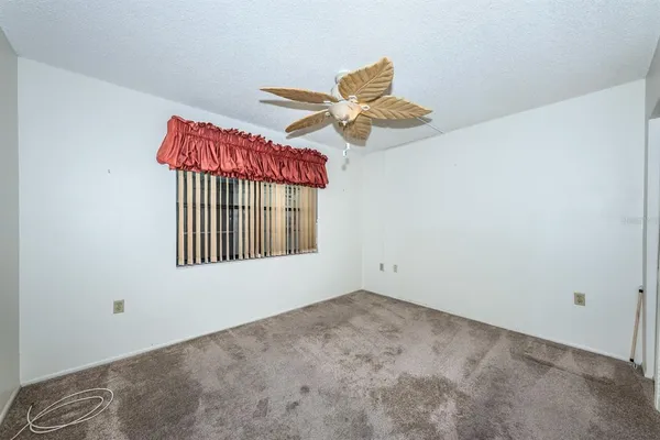 $185,000 | 9860 62nd Avenue North, Unit 1025, St. Petersburg, FL 33708