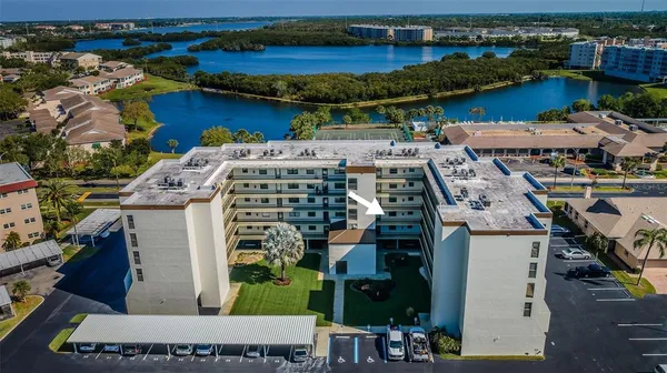 $185,000 | 9860 62nd Avenue North, Unit 1025, St. Petersburg, FL 33708