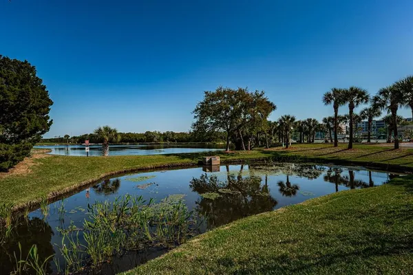 $185,000 | 9860 62nd Avenue North, Unit 1025, St. Petersburg, FL 33708