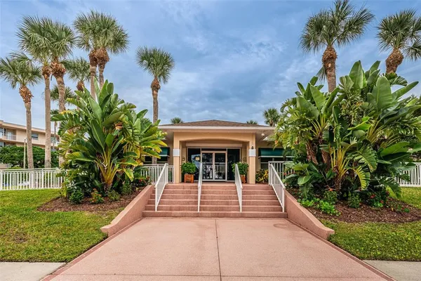 $185,000 | 9860 62nd Avenue North, Unit 1025, St. Petersburg, FL 33708