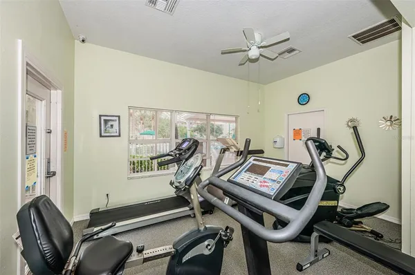 $185,000 | 9860 62nd Avenue North, Unit 1025, St. Petersburg, FL 33708