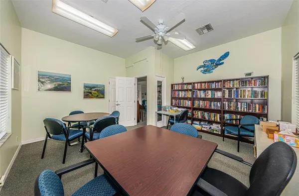 $185,000 | 9860 62nd Avenue North, Unit 1025, St. Petersburg, FL 33708