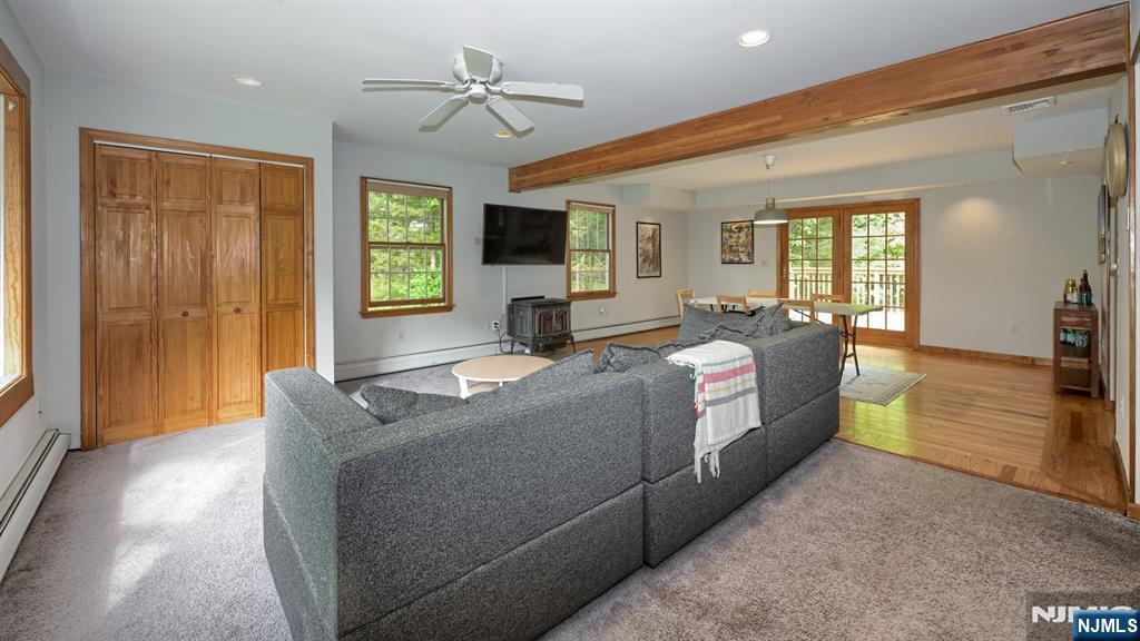 18 Maple Road Ringwood, NJ 07456 - Photo 4 of 26 Gallery Image 4