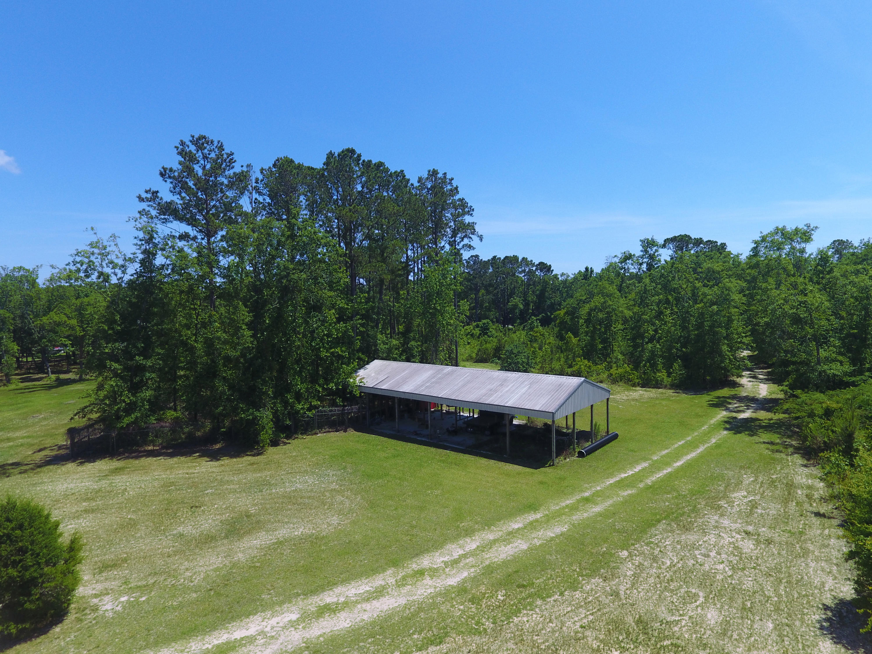 8725 Old Georgetown Road McClellanville, SC 29458 - Photo 5 of 42 15