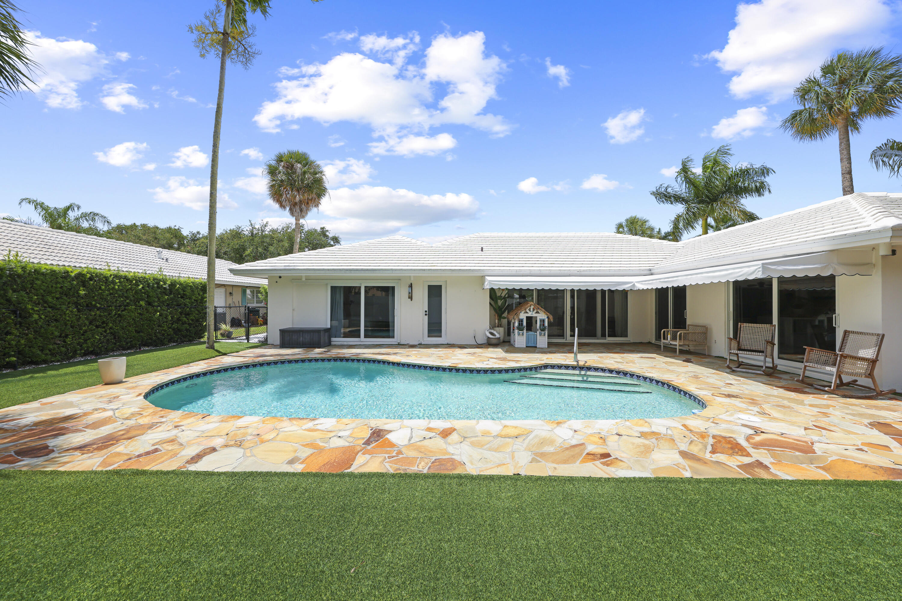 621 Apple Tree Lane Boca Raton, FL 33486 - Photo 41 of 49 621 Apple Tree Lane - 45.jpg-FULL