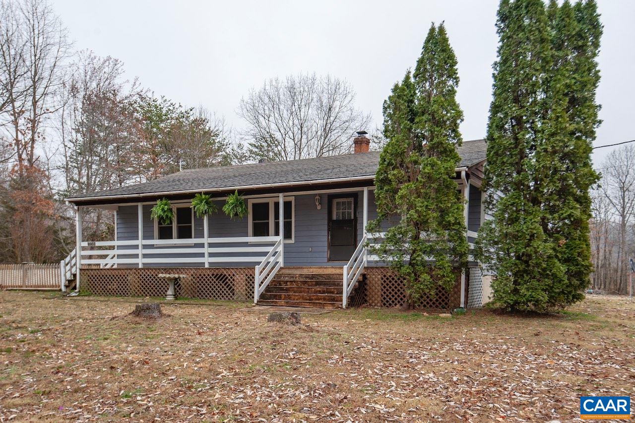 1358 Craigtown Road Shipman, VA 22971 - Photo 6 of 38 front view of house with a yard