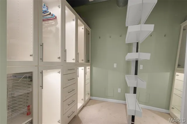 $220,000 | 1511 Locust Street, Unit 805, St. Louis, MO 63103