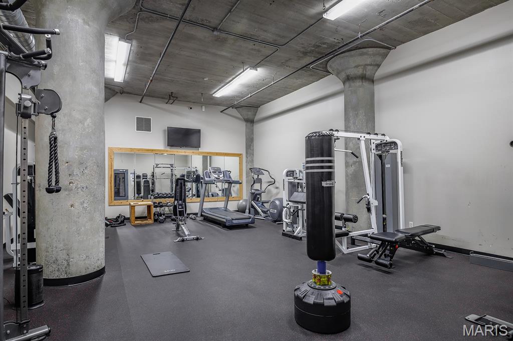 1511 Locust Street, Unit 805 St. Louis, MO 63103 - Photo 32 of 38