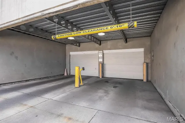 $220,000 | 1511 Locust Street, Unit 805, St. Louis, MO 63103