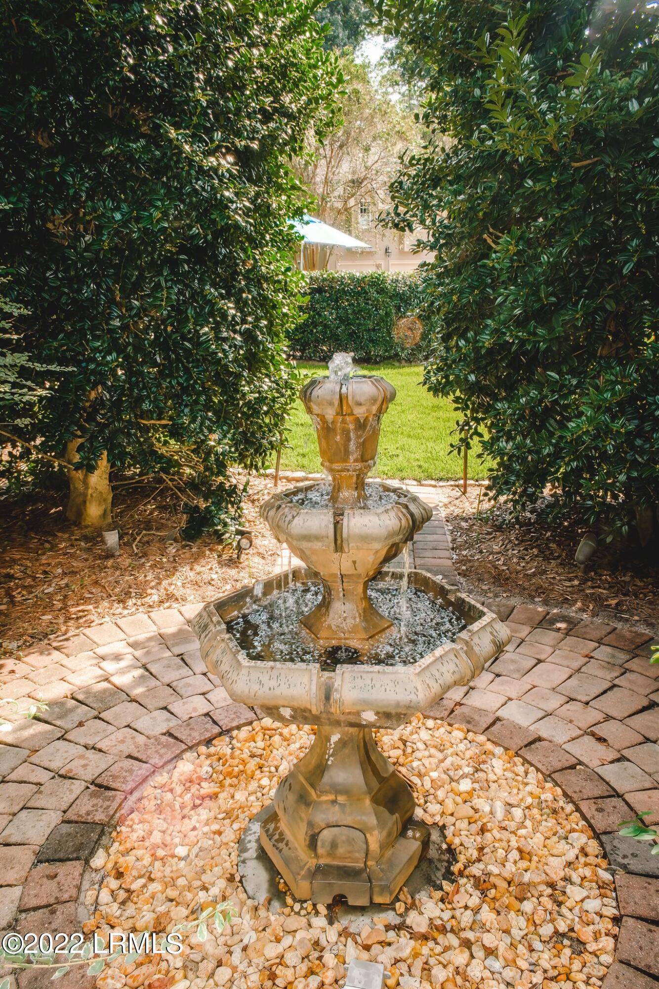 6818 State Rd S-7-718 Beaufort, SC 29906 - Photo 36 of 47 fountain 2