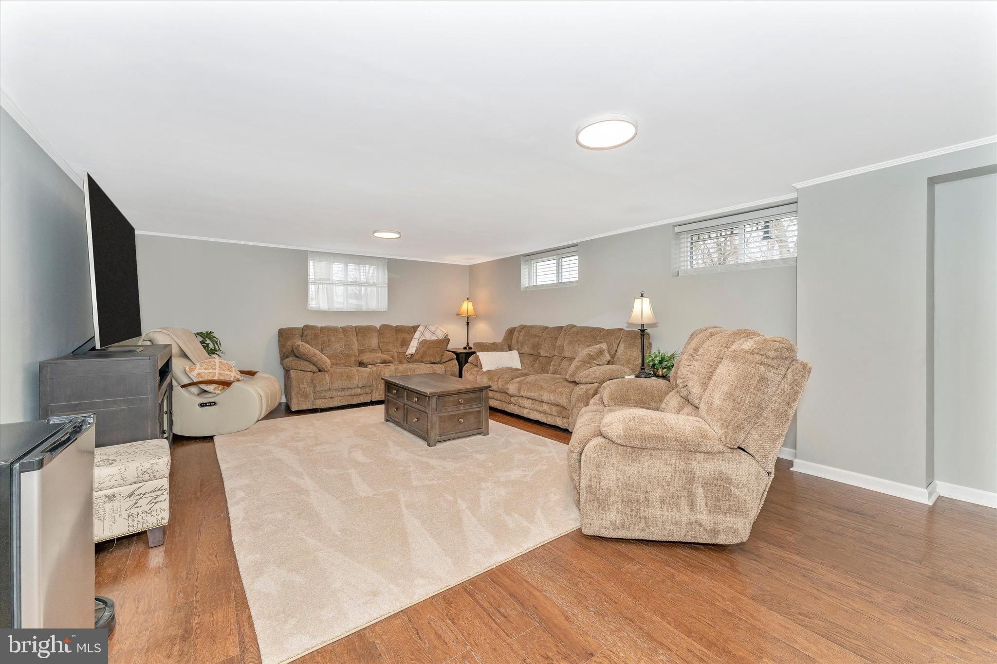 17820 Pin Oak Road Hagerstown, MD 21740 - Photo 27 of 43 Gallery Image 27
