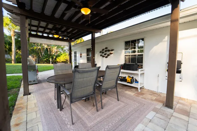 $1,099,000 | 4751 South Indian River Drive, Fort Pierce, FL 34982