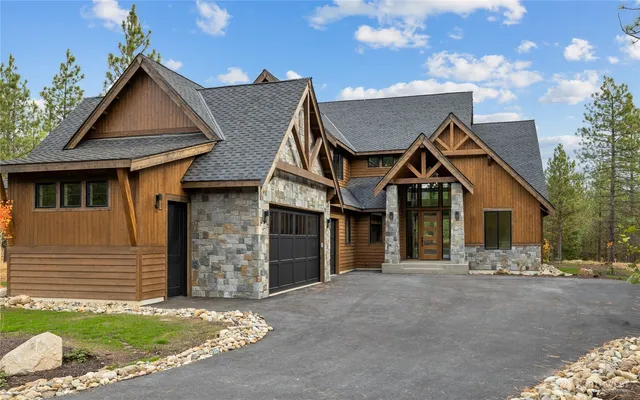 $1,999,999 | 1601 Wanawish Loop, Cle Elum, WA 98922