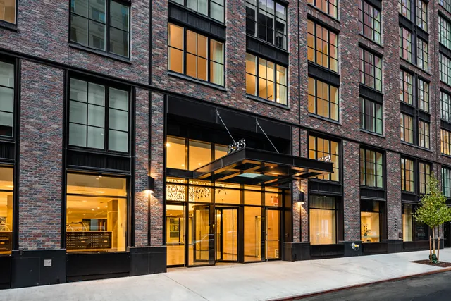 $3,497 | 535 West 43rd Street, Unit NORTH 3J | Hell's Kitchen