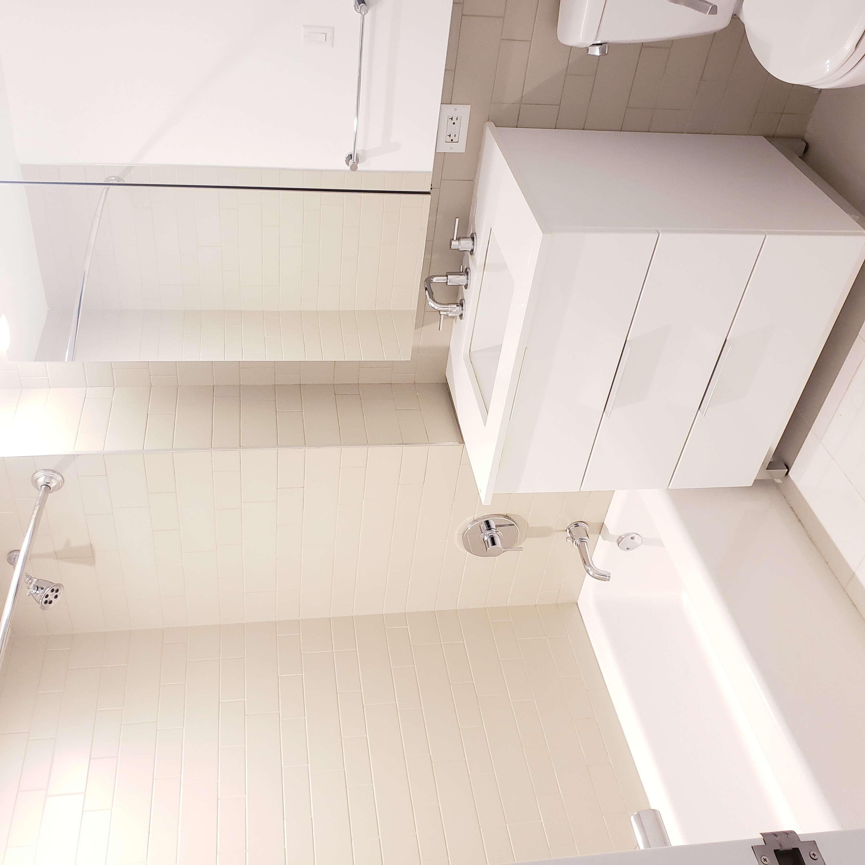 535 West 43rd Street, Unit NORTH 3J Manhattan, NY 10036 - Photo 7 of 18